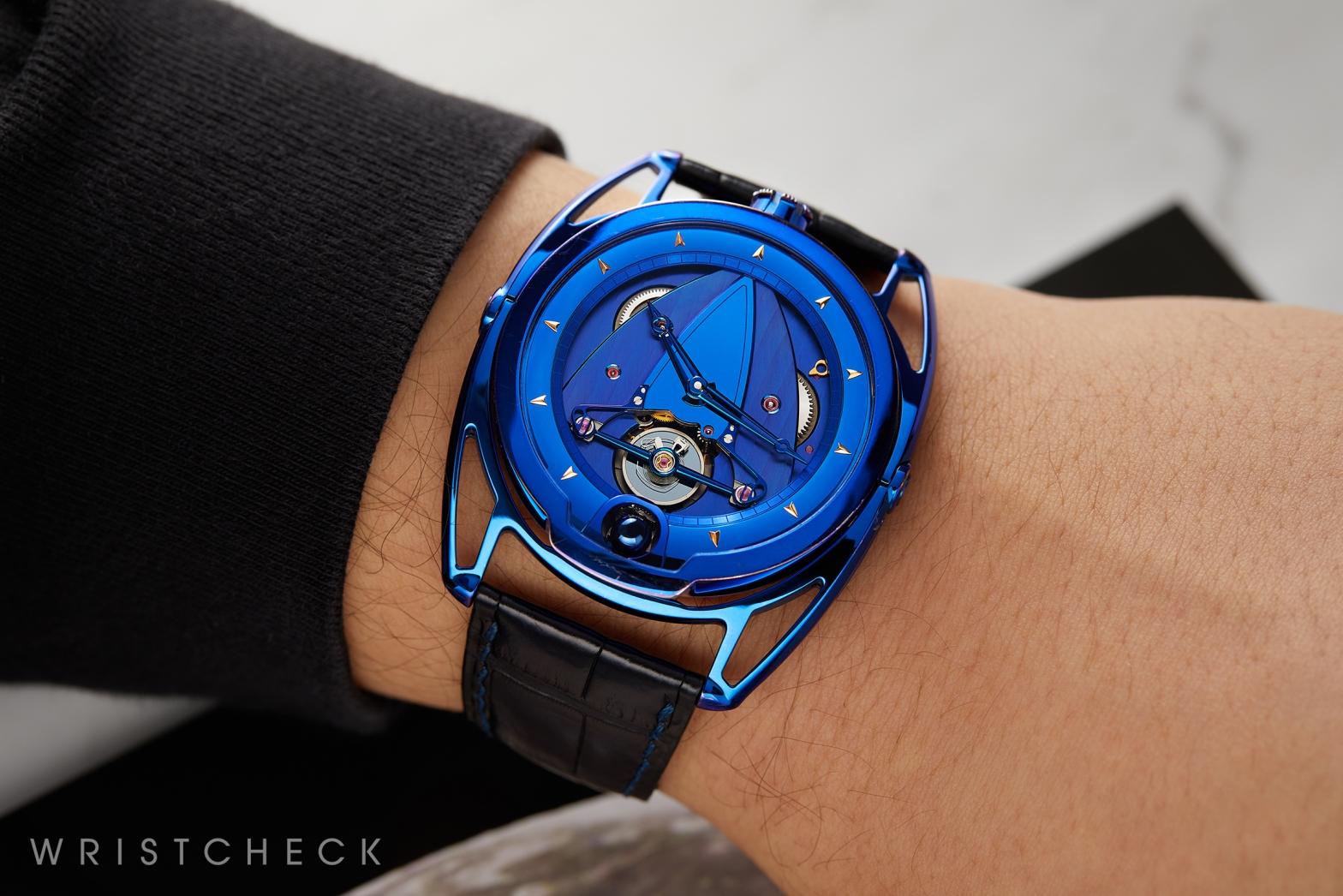DB28 on the wrist